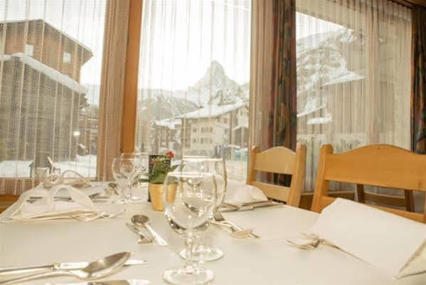 Hotel Parnass Zermatt Eksteriør bilde