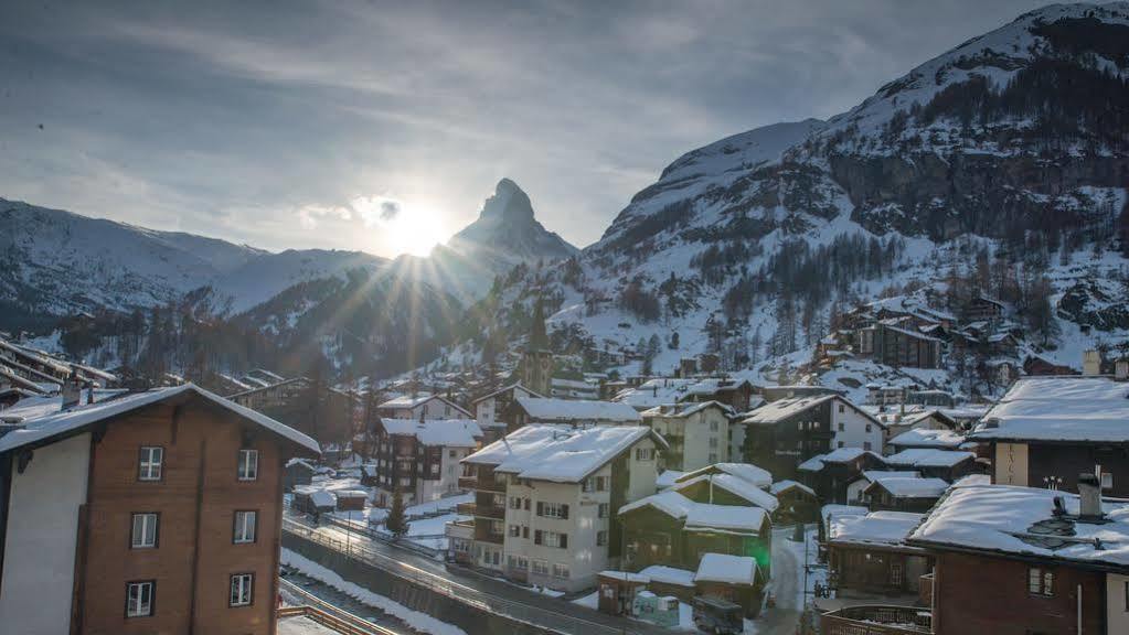 Hotel Parnass Zermatt Eksteriør bilde